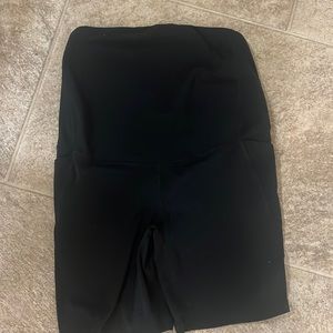 Senita Athletics maternity bike shorts size M